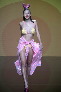 Agatha Ruiz de la Prada Fashion Show, Swimwear Fashion Week Moda Cálida 2017