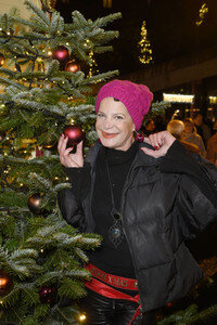 Premiere des 14. Roncalli Weihnachtscircus in Berlin