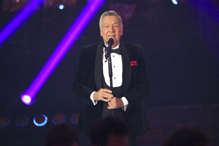 TV-Show 'Silvester-Schlagerbooom 2026 live - Die Wunderlichtershow!' in München