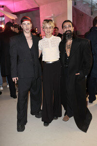 Ausstellungseröffnung 'Wer bist du in einem Raum, in dem du jeder sein kannst?' in Berlin