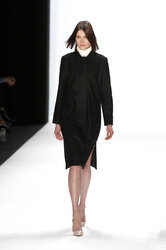 Hien Le Fashion Show, Berlin Fashion Week Autumn-Winter 2014