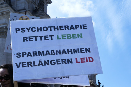 Großdemonstration von Psychotherapeuten gegen geplante Honorarkürzungen in Berlin