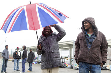 Flüchtlinge im Flüchtlingslager in Calais
