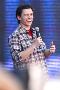 15.06.2026<br>Tom Holland besucht die Fußball-WM Fanzone in Madrid
