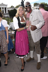 In Käfers Wiesn-Schänke beim Oktoberfest 2018 in München