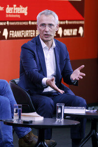 Jens Stoltenberg auf der Frankfurter Buchmesse 2025 in Frankfurt