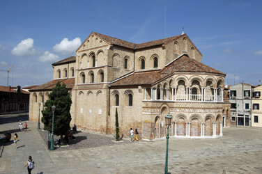 Sightseeing Murano