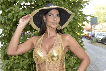 Präsentation von Carpetlounge Berlin & Julian F. M. Stoeckel in Berlin