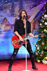 MyTVplus Weihnachtsshow 'Zwischen Frühstück und Gänsebraten' 2025 in Dresden