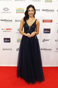 Goldene Bild der Frau 2025 in Hamburg