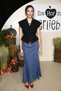 Serienpremiere 'Ein Hof zum Verlieben' in Berlin