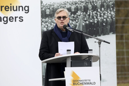 Kranzniederlegung zum 81. Jahrestag der Befreiung des Konzentrationslagers Buchenwald in Weimar