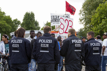Flüchtlinge protestieren am Kreuzberger Oranienplatz, Berlin