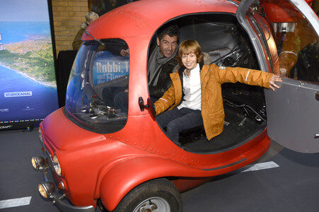 Filmpremiere 'Robbi, Tobbi und das Fliewatüüt' in Berlin