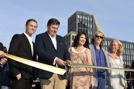 Neue Sterne auf dem Boulevard der Stars in Berlin