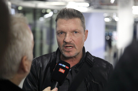 Abflug ins Dschungel-Camp 2026 vom Flughafen Frankfurt am Main