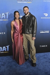 Filmpremiere 'G.O.A.T. - Bock auf große Sprünge' in Los Angeles
