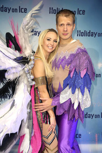 Fototermin zur Holiday on Ice-Show 'Passion' in Berlin
