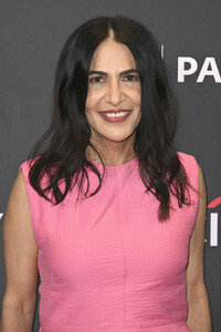 Serienscreening 'Nobody Wants This' auf dem PaleyFest Los Angeles 2026