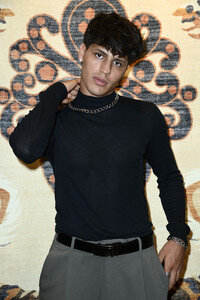 Präsentation von Carpetlounge Berlin & Julian F. M. Stoeckel in Berlin