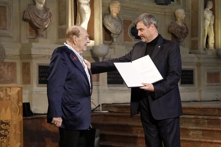 Verleihung des Bayerischen Maximiliansorden für Wissenschaft und Kunst in München