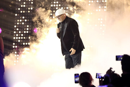 TV-Show 'Silvester-Schlagerbooom 2026 live - Die Wunderlichtershow!' in München