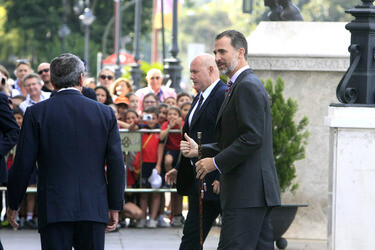 Verleihung der Royal Cavalry Armory University Awards in Sevilla