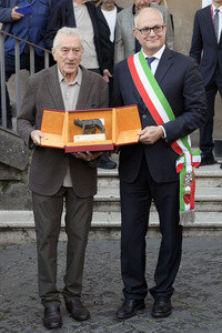 Verleihung des Lupa Capitolina an Robert De Niro in Rom