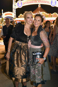 Almauftrieb beim Oktoberfest 2025 in München