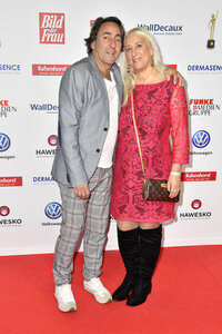 Goldene Bild der Frau 2018 in Hamburg