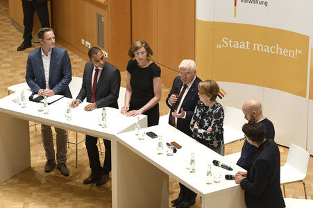 Podiumsdiskussion mit Frank-Walter Steinmeier in Brühl