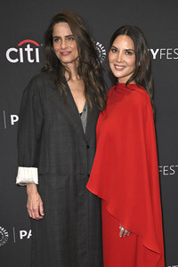 Serienscreening 'Your Friends and Neighbors' auf dem PaleyFest Los Angeles 2026