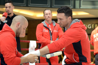 Wladimir Klitschko trainiert im Einkaufszentrum, Oberhausen