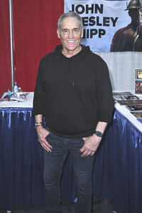 Comic Con Revolution in Ontario