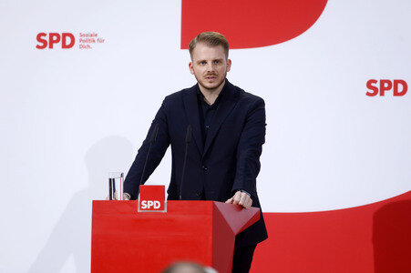 Pressekonferenz mit dem SPD-Generalsekretär in Berlin