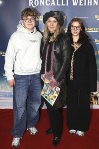 Premiere des 21. Original Roncalli Weihnachtscircus 2025 in Berlin