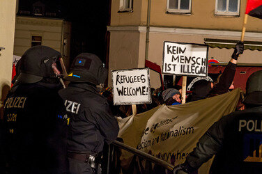 Gegen-Demo in Schneeberg