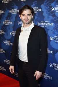 Deutschlandpremiere 'Der größte Schwanensee der Welt' in Berlin
