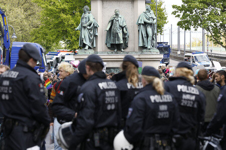 Demonstrationen gegen den AfD Bundesparteitag in Köln