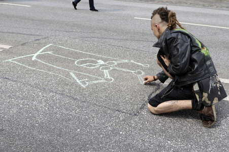 '#BlockG20 – colour the red zone!' Demonstration in Hamburg