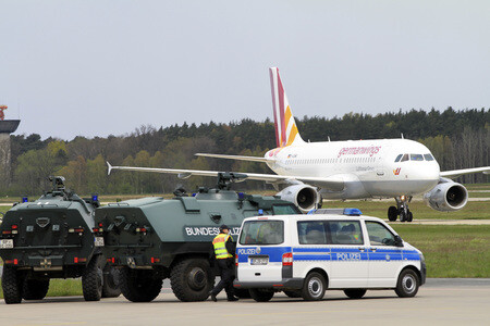 Ankunft von Barack Obama auf dem Flughafen Hannover-Langenhagen