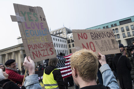 Protest gegen Trump-Politik in Berlin