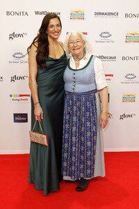 Goldene Bild der Frau 2025 in Hamburg