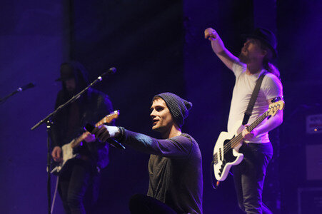 Konzert von Walking on Cars in Hannover