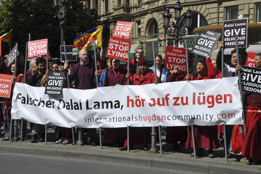 Dalai Lama Gegendemonstration, Frankfurt