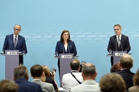 Pressekonferenz mit Friedrich Merz in Berlin