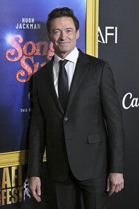 Closing Ceremony und Filmpremiere 'Song Sung Blue', AFI Fest 2025 in Los Angeles