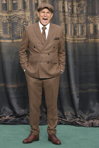 Season 2 Premiere 'The Gentlemen' in London