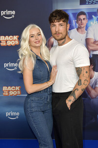 Filmpremiere 'Back to the 90s' in Berlin