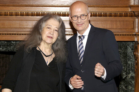 Martha Argerich in Rathaus in Hamburg